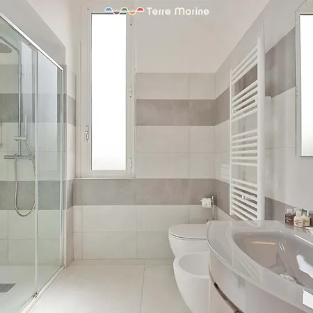 Italian House Cinque Terre Apartment, Terre Marine Apartment La Spezia
